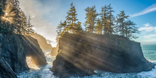 Natural Bridges: Oregon Coast Sun Rays Panorama print
